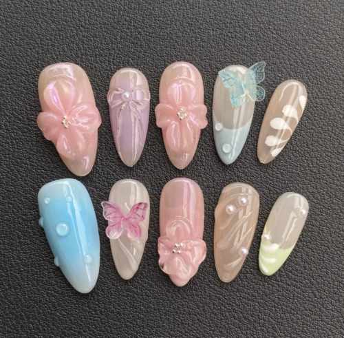 3D floral nails from etsy